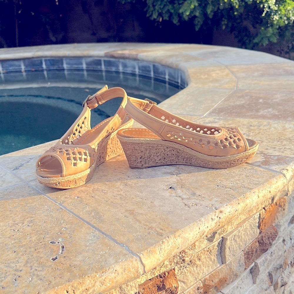 Aldo Tan Wedge Shoes with Elegant Design